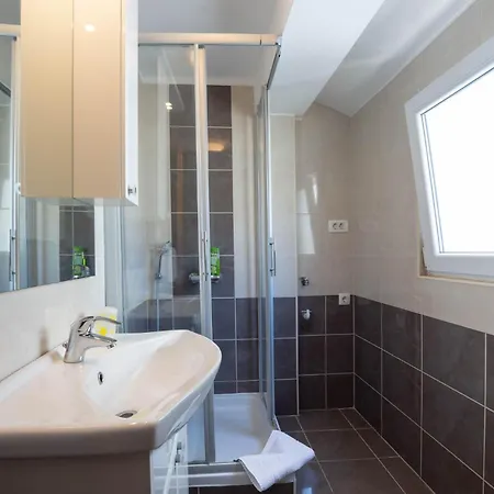 Beautiful In With Kitchen