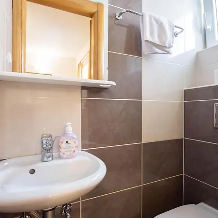 Beautiful In With Kitchen Feriehus Split