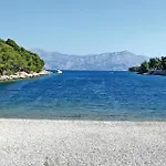 4 Bedroom Front In * Split